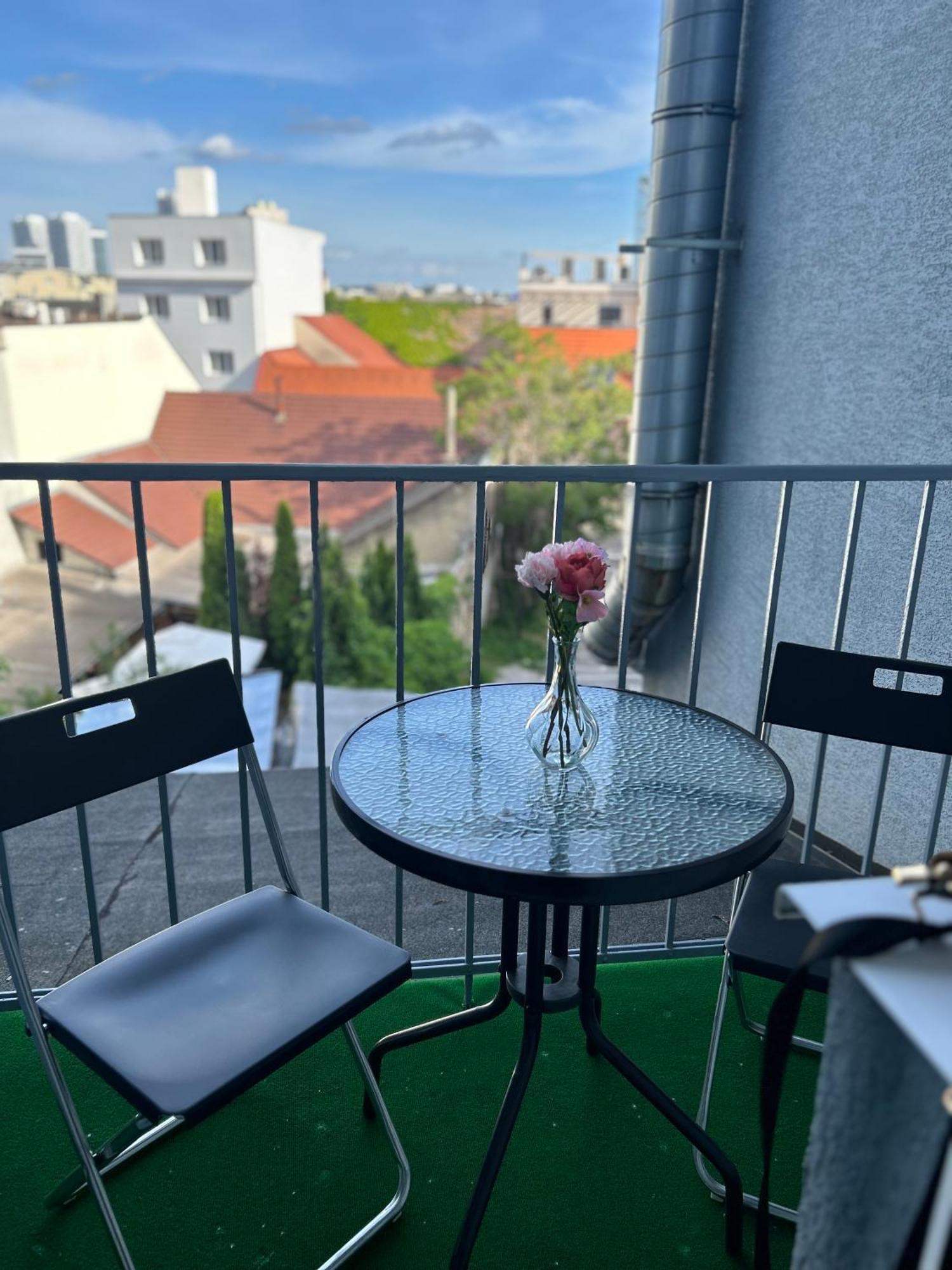 4 May Plaza Bratislava Ngoại thất bức ảnh
